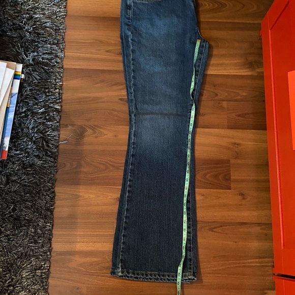 Levi’s Boot Cut 515 Women's Jeans - Mid Rise - Size 10M - Picture 15 of 16